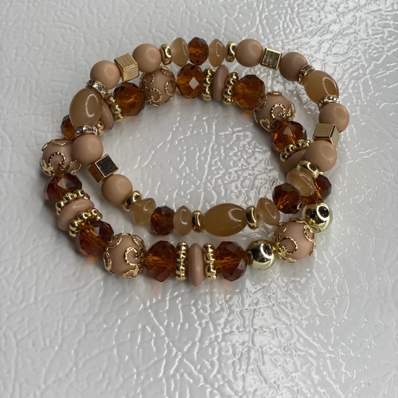 Hand beaded bracelets - Picture 5 of 8